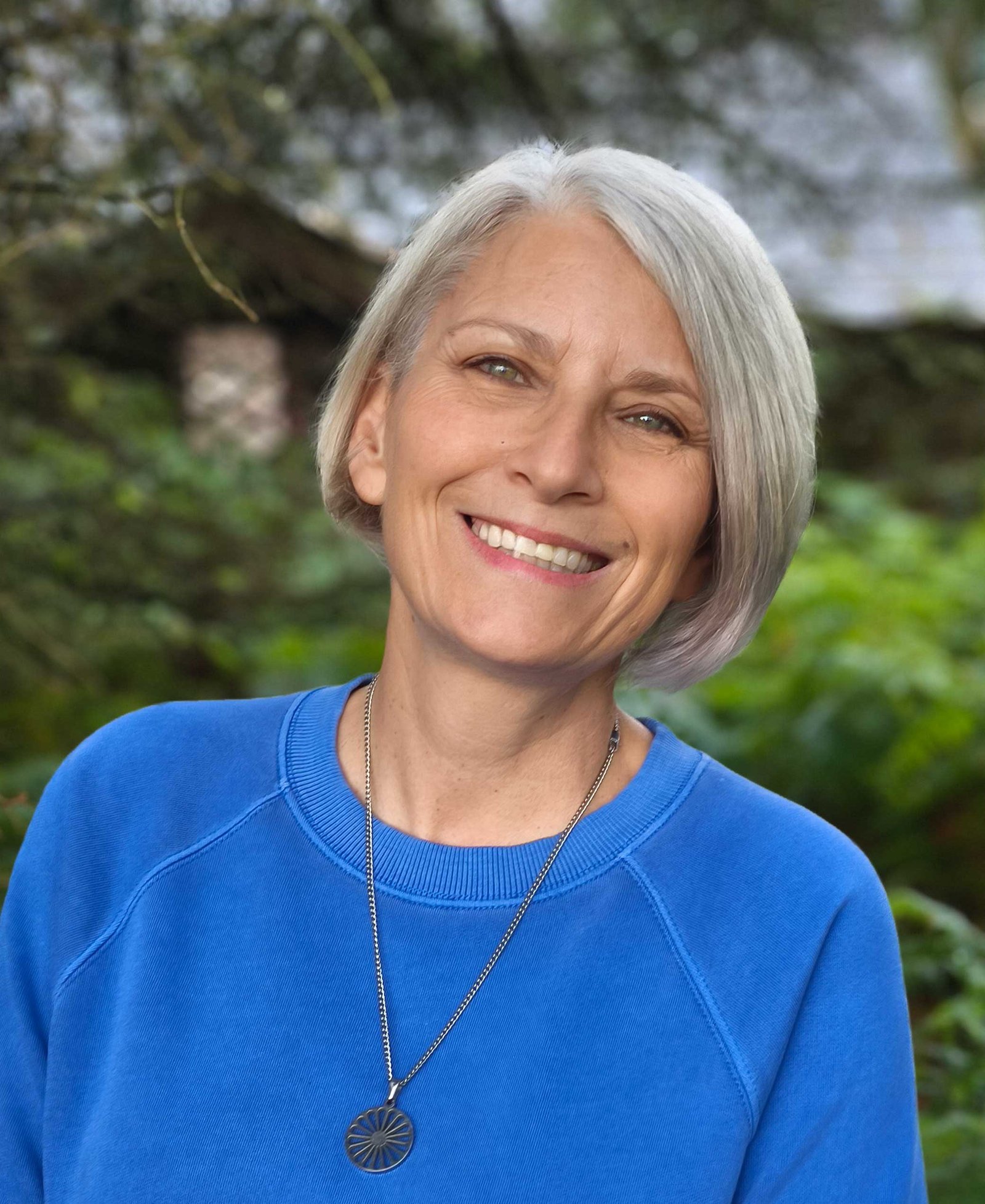 Dr Helen Kelly